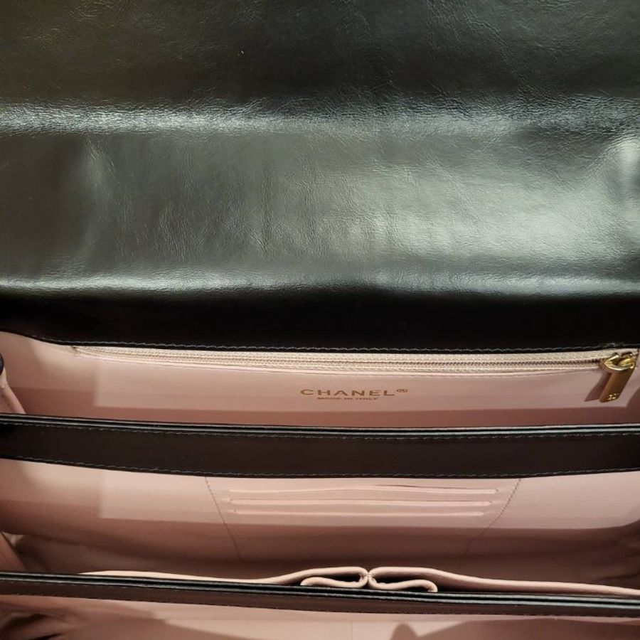 CHANEL 孟買包 黑色 油蠟牛皮 復古金鍊-6
