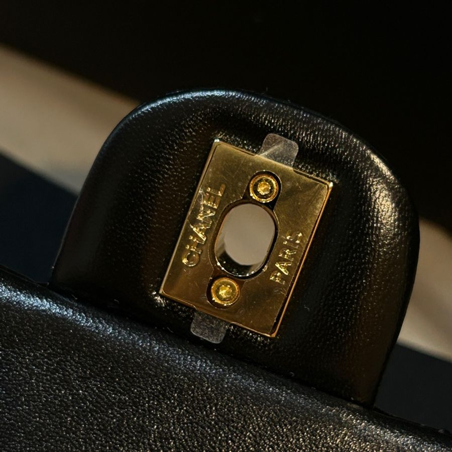 《全新》台灣專櫃抱出Chanel香奈兒23s 黑金 手工坊 cf20 handle-4