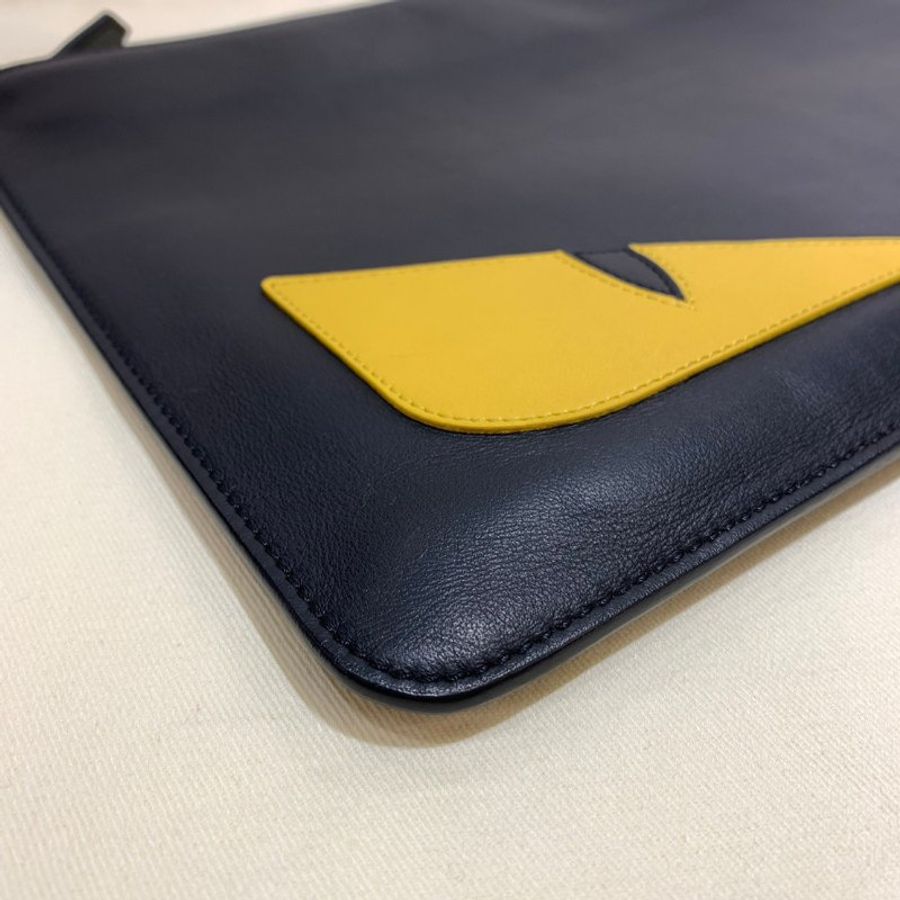 FENDI 怪獸 手拿包 87成新-2