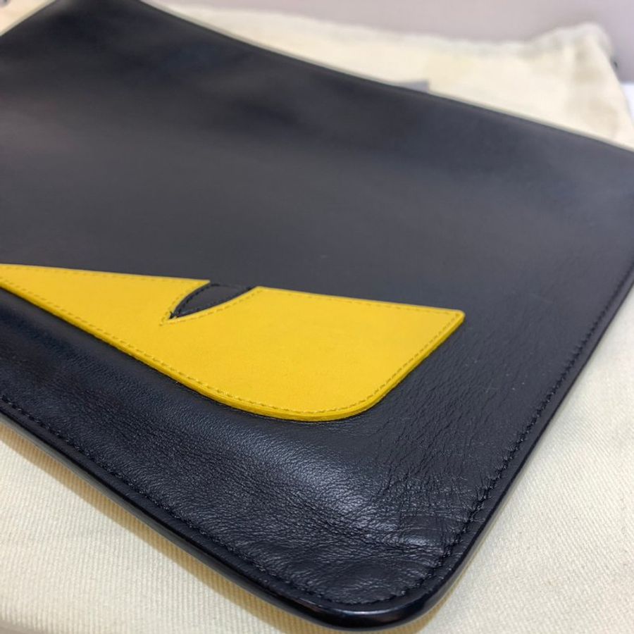 FENDI 怪獸 手拿包 87成新-3