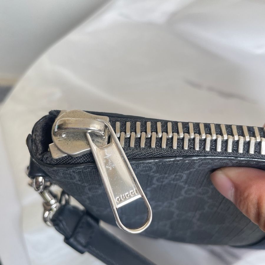 GUCCI supreme藍紅條紋拉鍊手拿包-2