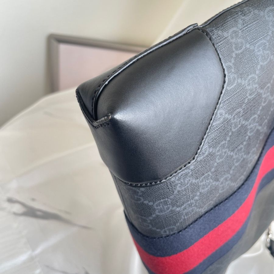 GUCCI supreme藍紅條紋拉鍊手拿包-14