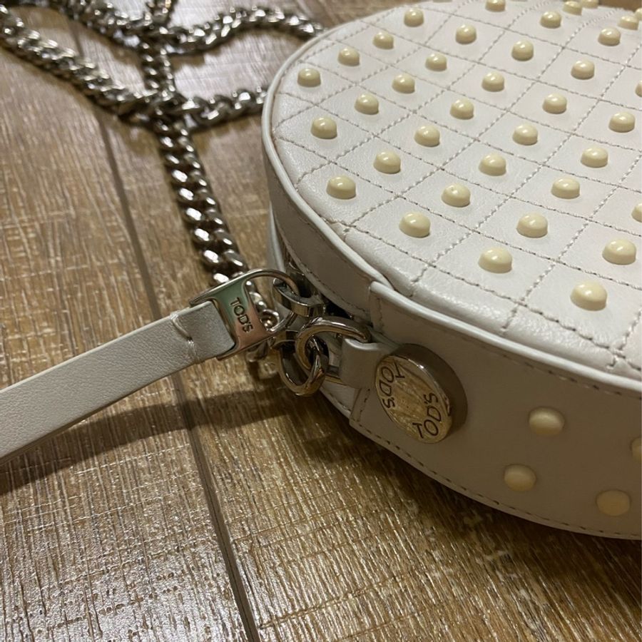TOD'S 全皮豆豆銀鍊圓餅斜背包-3