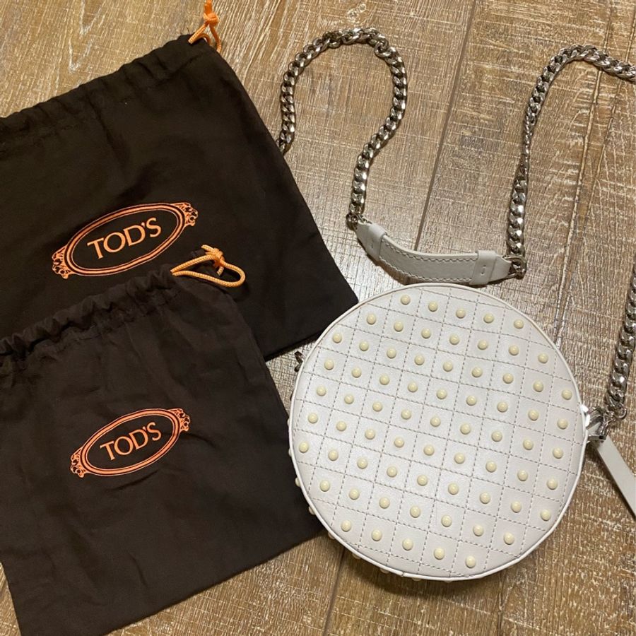 TOD'S 全皮豆豆銀鍊圓餅斜背包-9