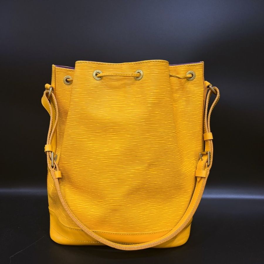 Louis Vuitton LV 黃色EPI水波紋 大水桶包/側肩包/斜背包-1