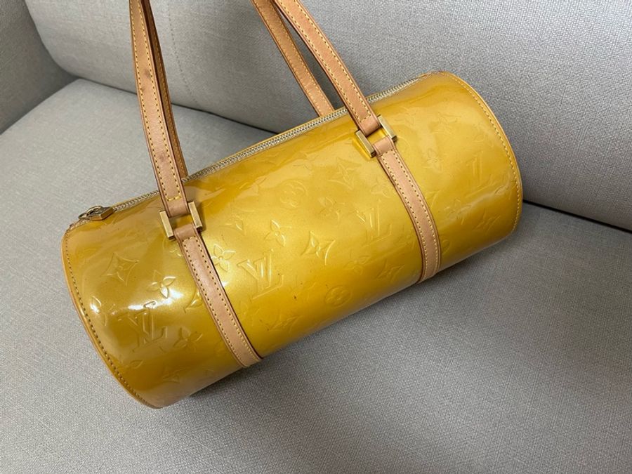 LV Vintage 漆皮壓紋圓筒包-0