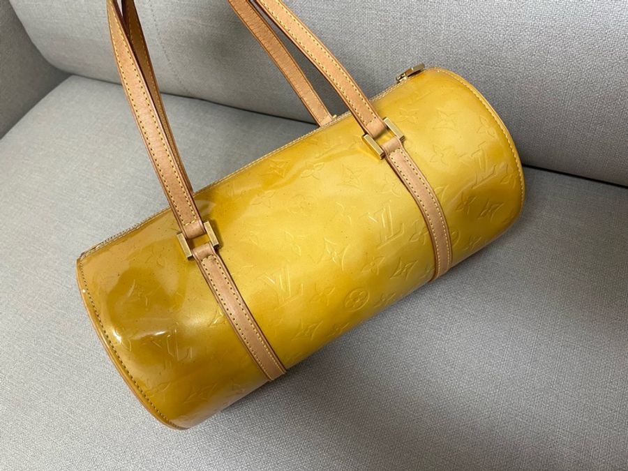 LV Vintage 漆皮壓紋圓筒包-1