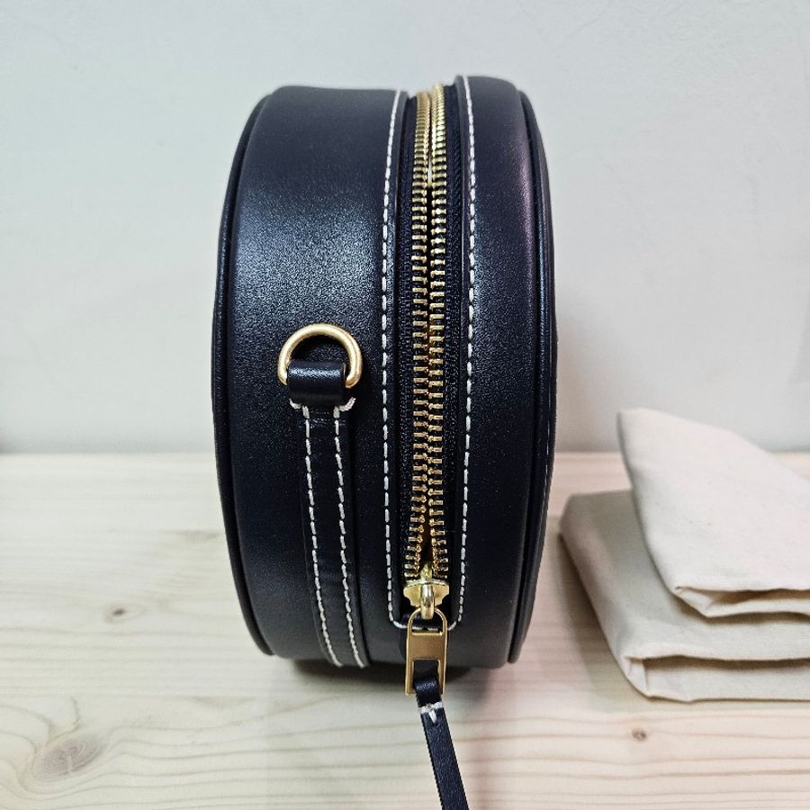 TORY BURCH T MONOGRAM 藍老花圓餅包-11
