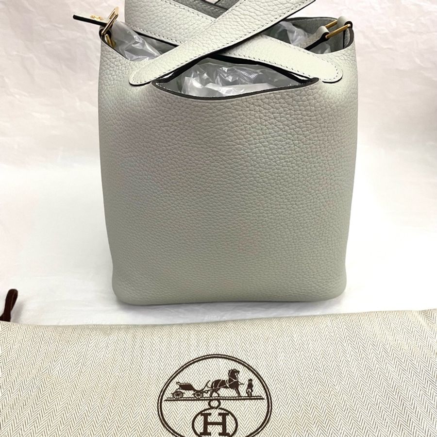 Hermès愛馬仕 Picotin Lock 18CM TC 牛皮水桶包 菜籃子 0W水晶灰/金釦/小號/u刻-12