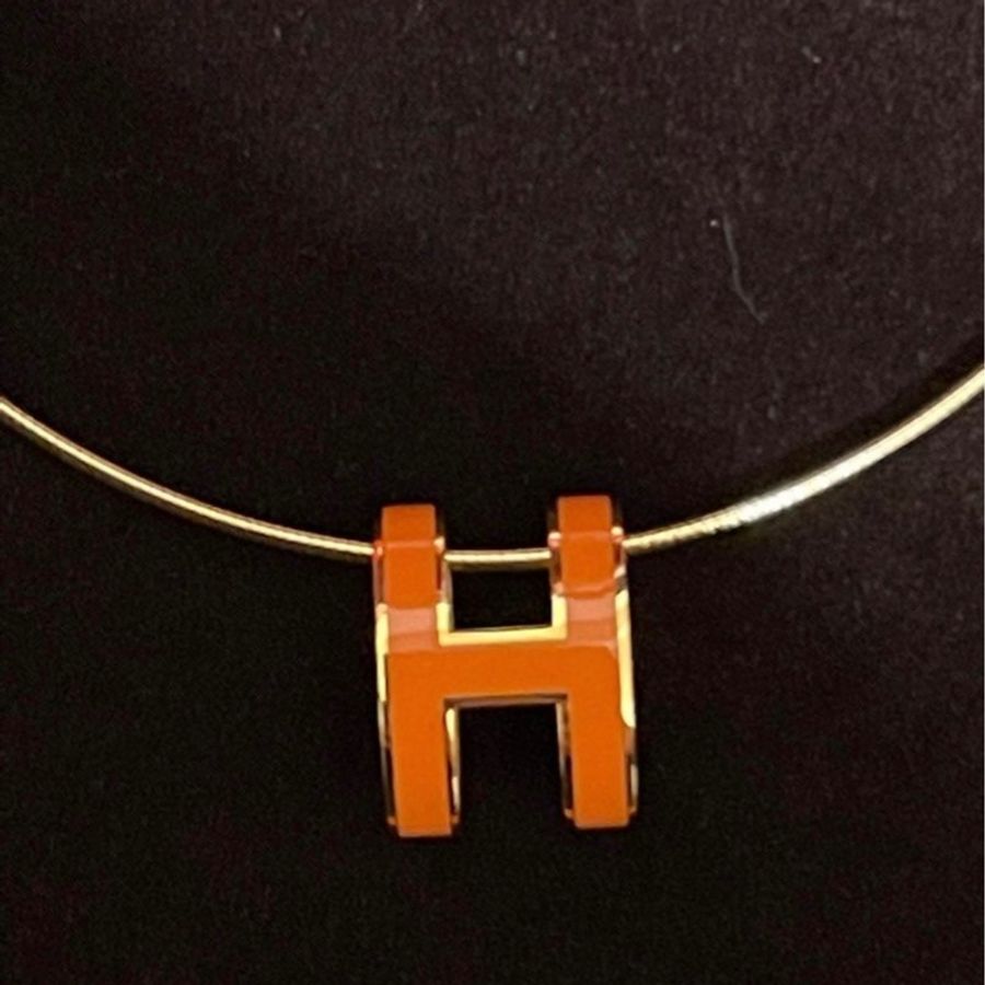 近全新附發票正品✨ Hermes愛馬仕立體雙面橢圓POP H橘色配金絲綢橘orange最美的愛馬仕橘金 soie琺瑯項鍊-3
