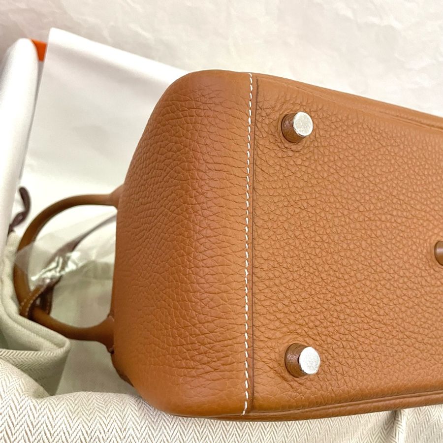 Hermès愛馬仕 Lindy 26CM TC 牛皮轉釦手提/肩背兩用包 金棕gold/銀扣/u刻-15