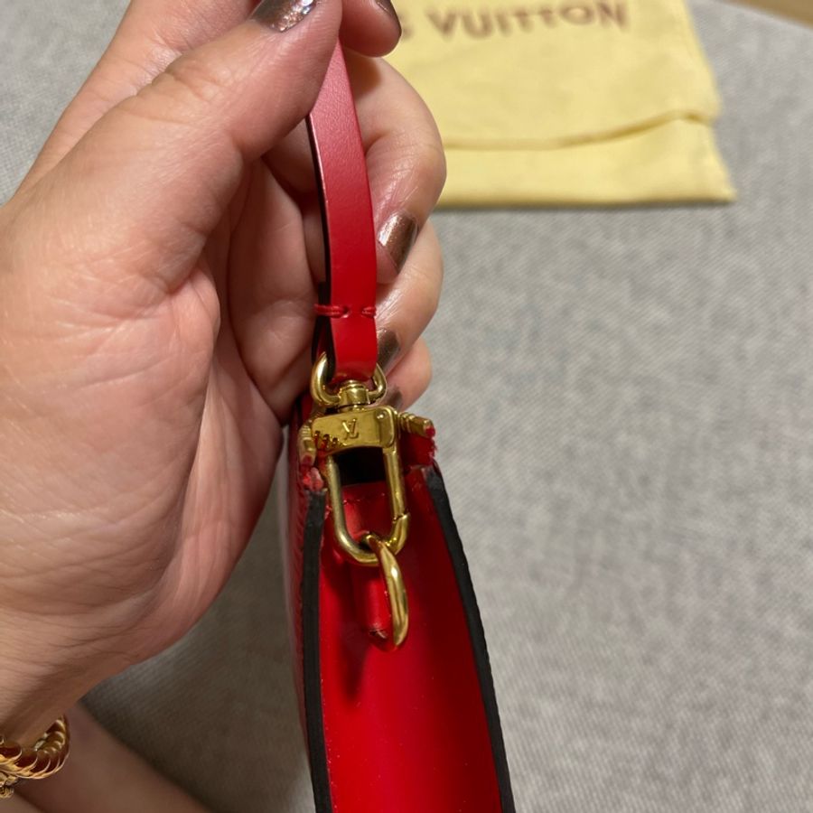 LV Vintage 經典紅色EPI 條紋 迷你肩背包 手拿晚宴包-3