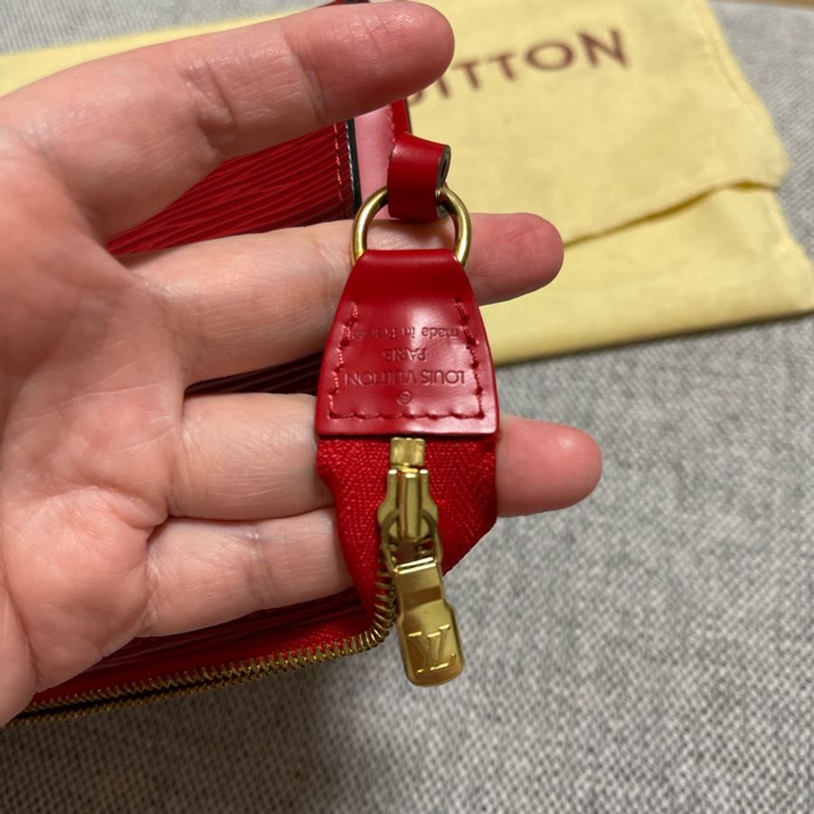 LV Vintage 經典紅色EPI 條紋 迷你肩背包 手拿晚宴包-12