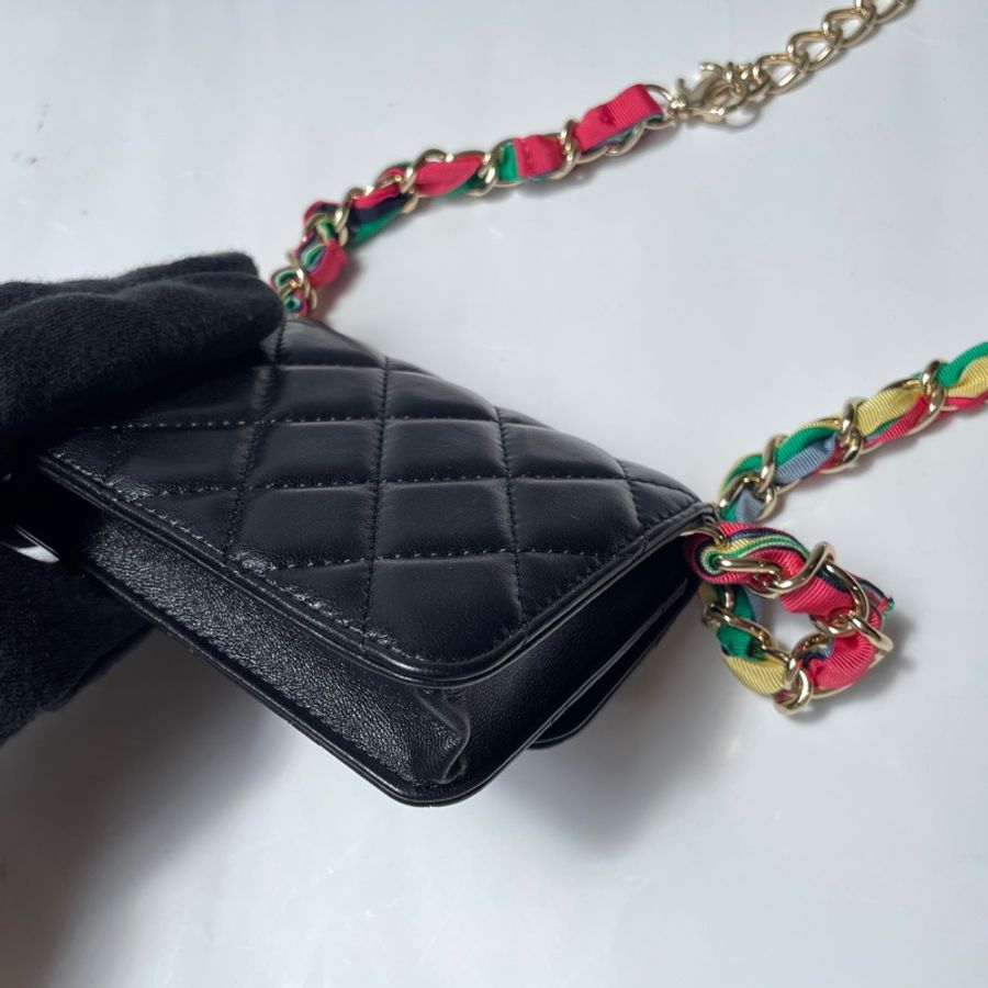 Chanel 黑羊皮淡金釦 彩布穿鍊胸腰包-9