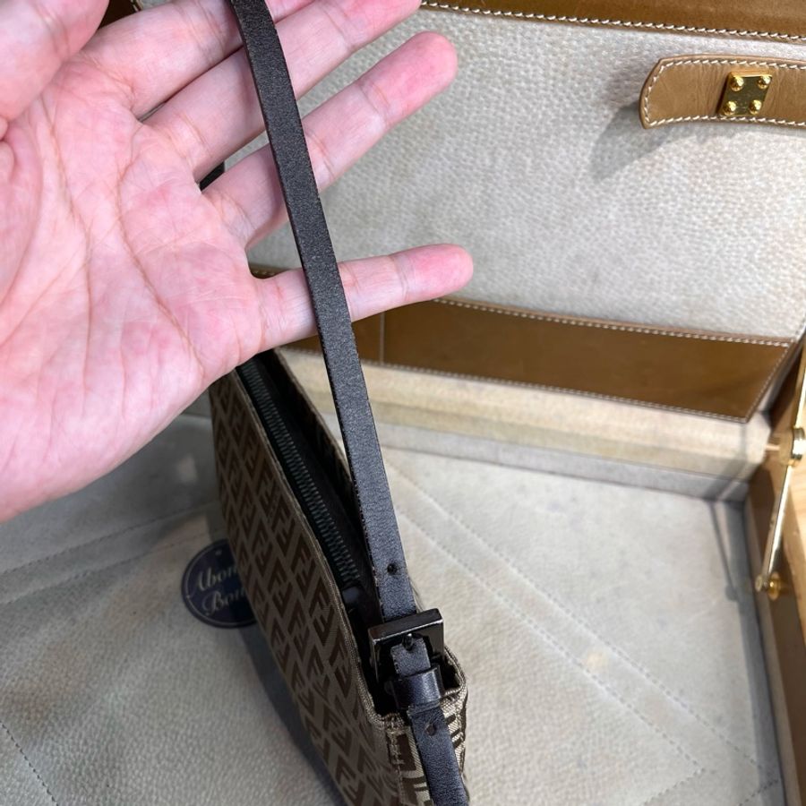 FENDI vintage中古款淺棕色小原花麻將包-10