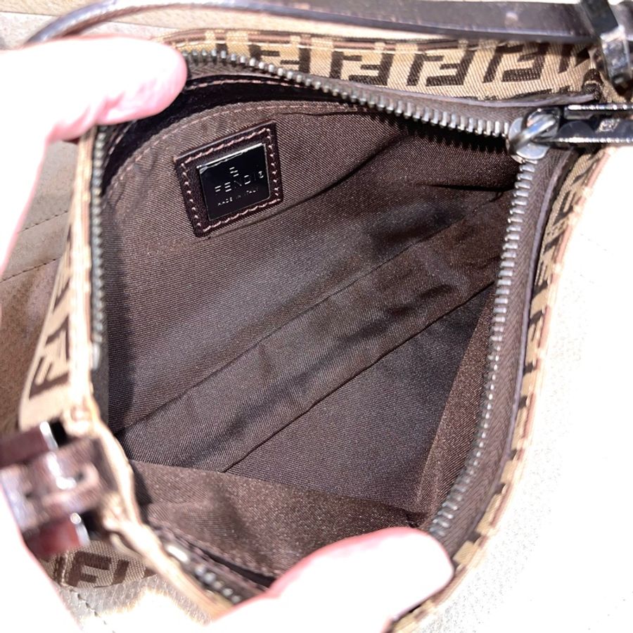 FENDI vintage中古款淺棕色小原花麻將包-13