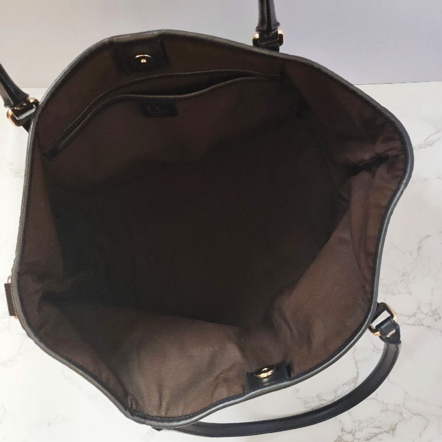 (已售出)9成新正品gucci 經典雙G LOGO皮革壓紋橫式托特包.深咖-9