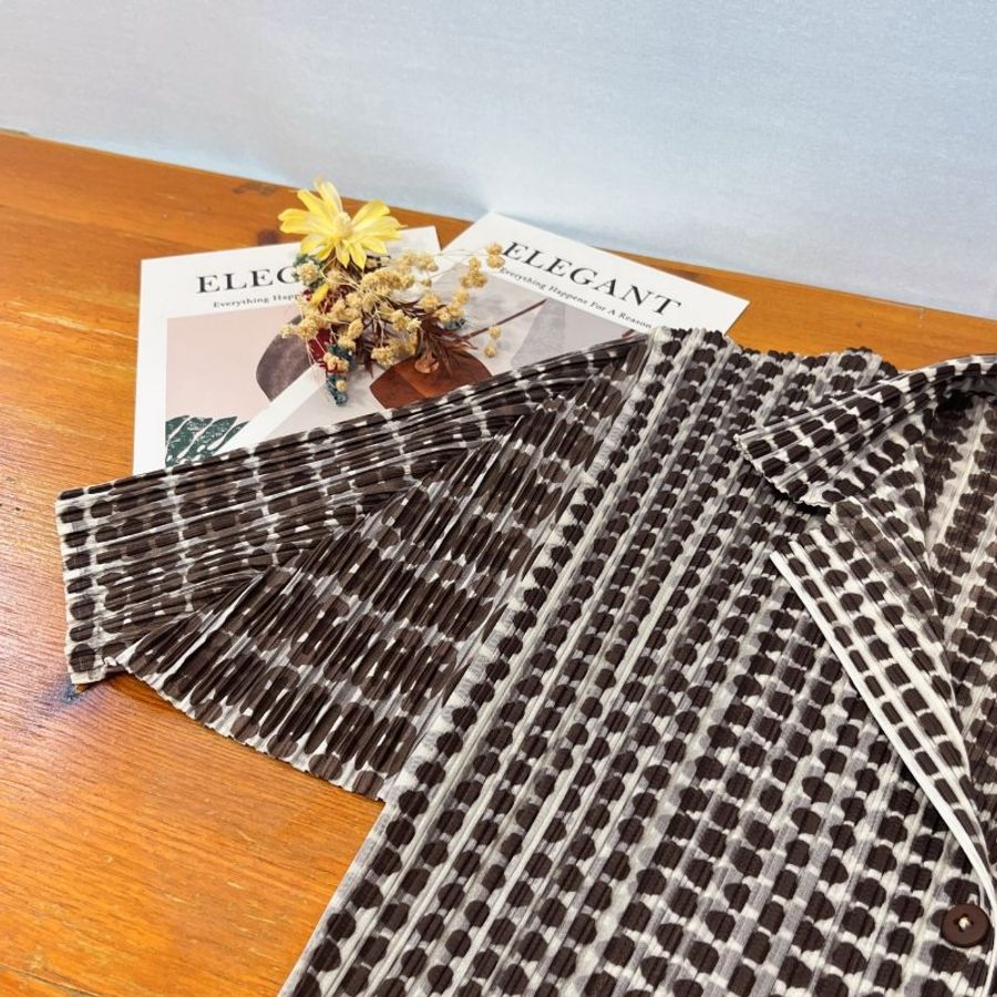 ISSEY MIYAKE 三宅一生 PP有領咖啡圓點上衣/服飾 4號-2