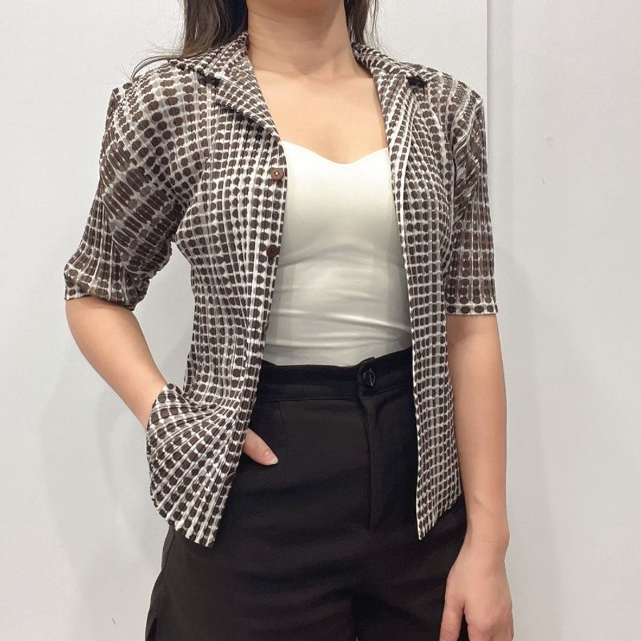 ISSEY MIYAKE 三宅一生 PP有領咖啡圓點上衣/服飾 4號-6