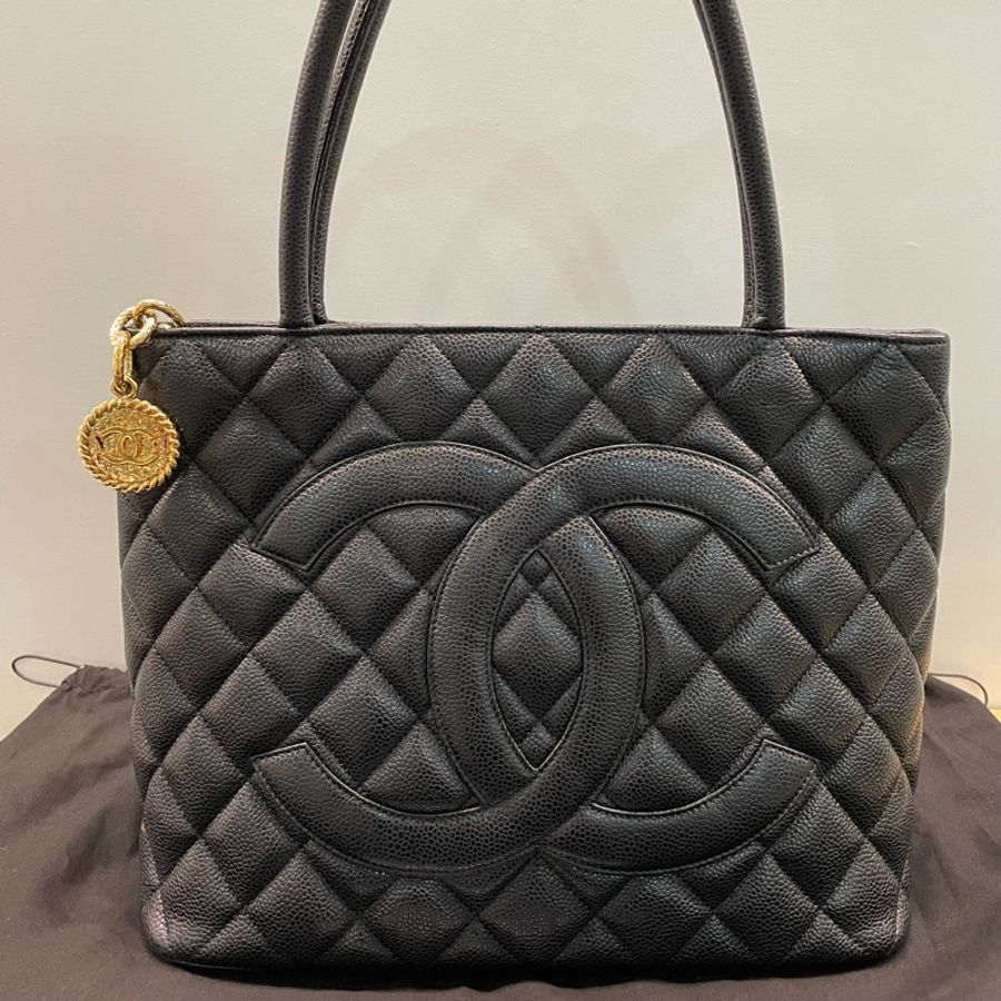 Chanel Beige Quilted Caviar Medallion Tote-0