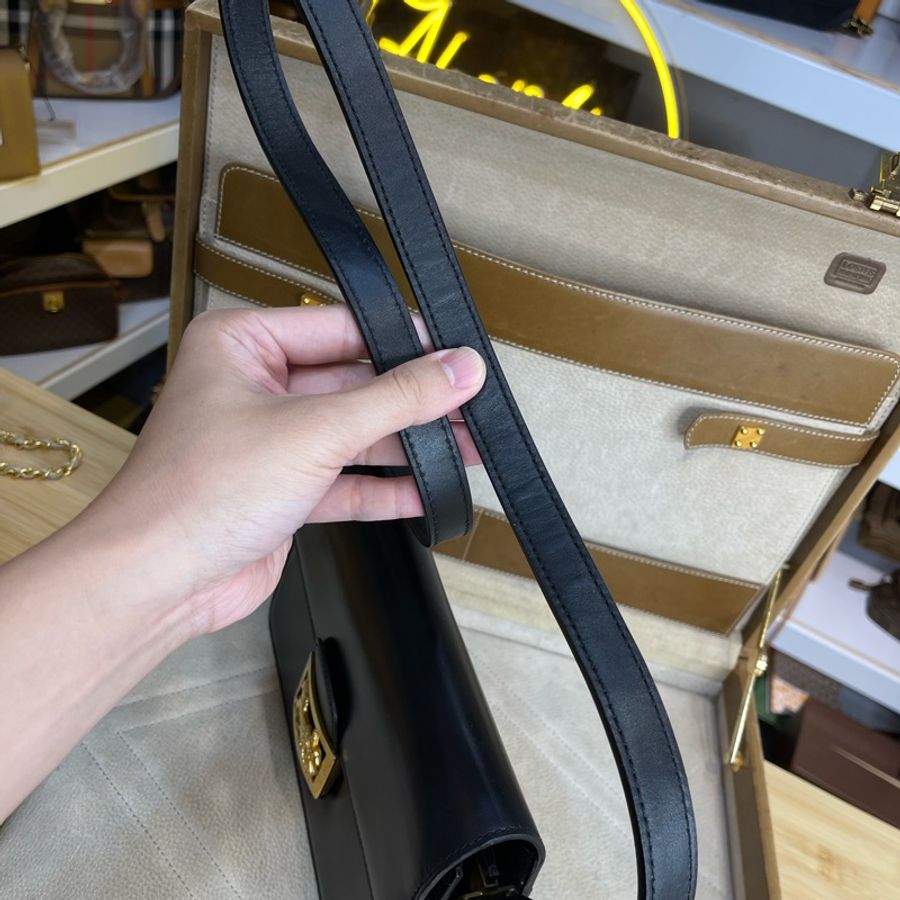 Celine vintage金馬車BOX翻蓋包/肩斜背-15