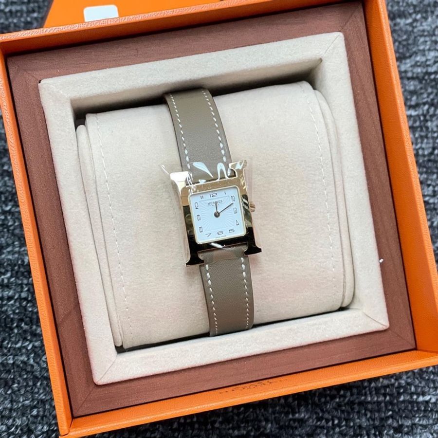 Hermès愛馬仕 Heure H Swift小牛皮石英女仕手錶腕錶 大象灰錶帶/21mm/金扣-0