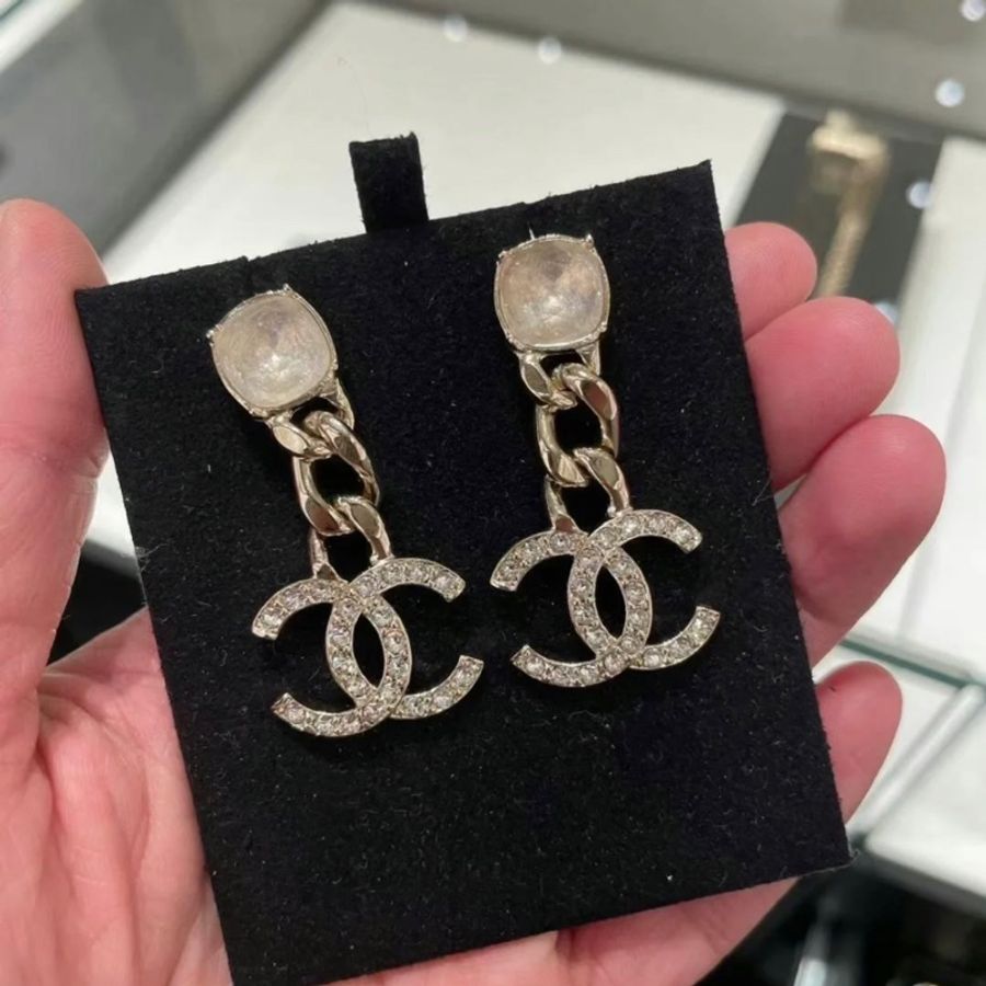 Chanel 香奈兒 方型白水晶鏈條造型 垂墜水鑽雙C LOGO穿式耳環 香檳金-1
