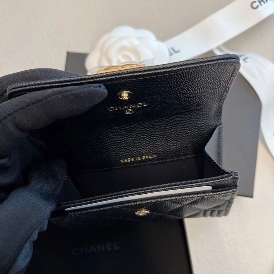 Chanel 香奈兒 BOY系列經典雙C LOGO菱格紋荔枝小牛皮暗扣翻蓋單層卡片夾/零錢包 黑色/金釦-8