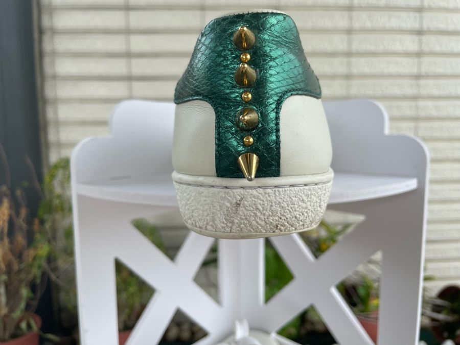 GUCCI Ace 鉚釘珍珠細節牛皮繫帶小白鞋37-10