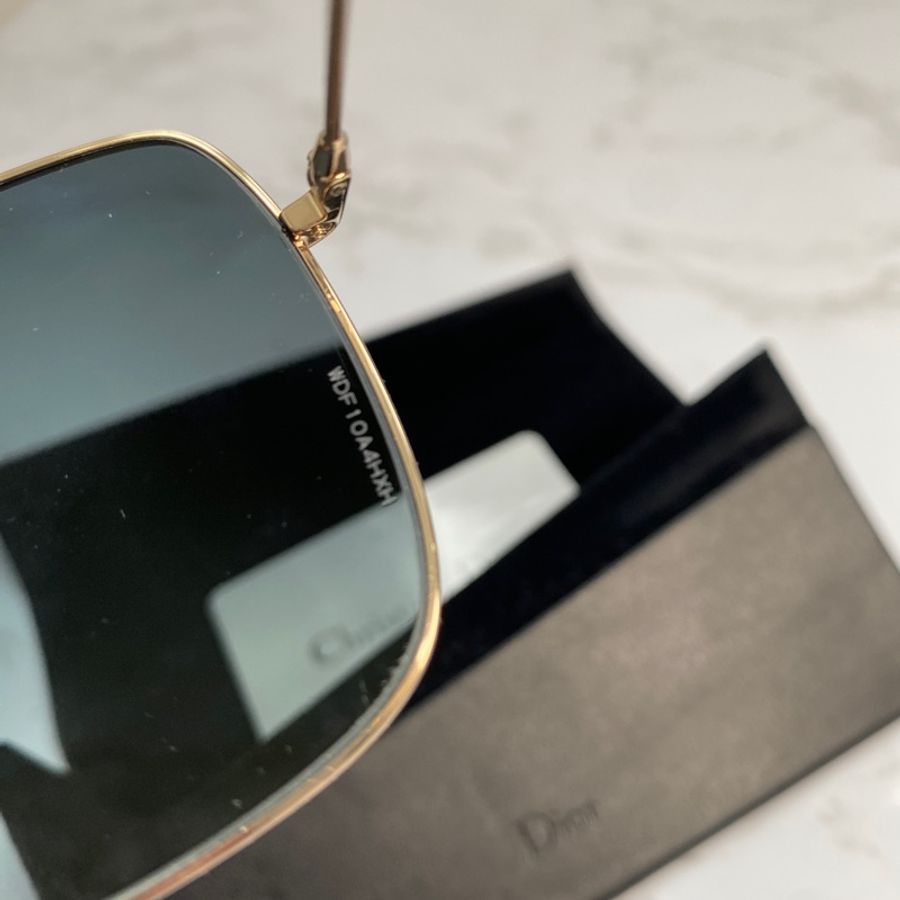 Dior 方框遮臉墨鏡-4