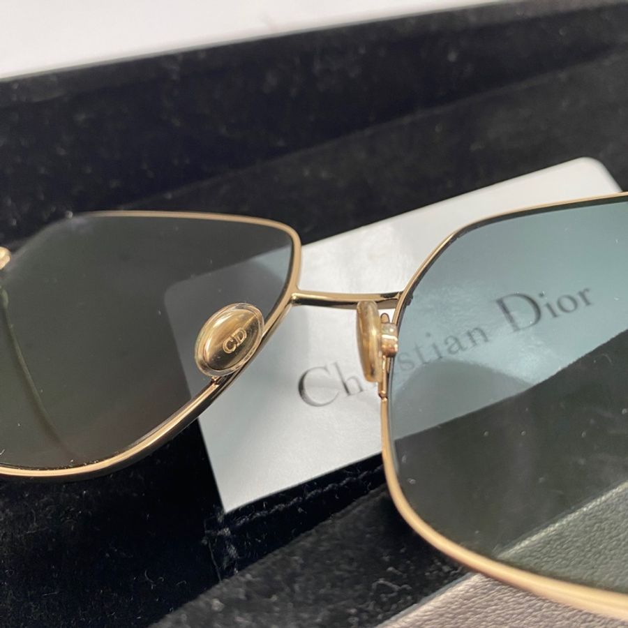 Dior 方框遮臉墨鏡-14