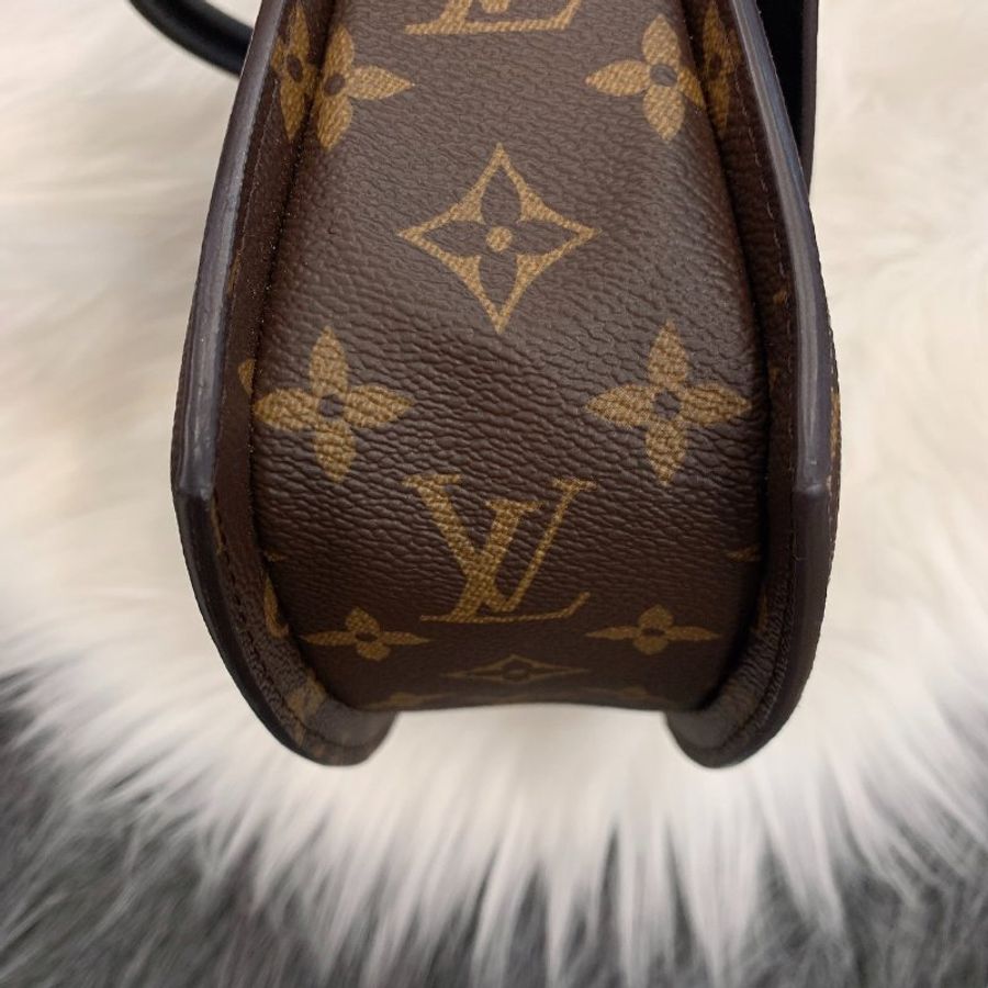 Louis Vuitton LV 字紋雙拼色TILSITT 扇形包/二用包/斜背包/手提包-4