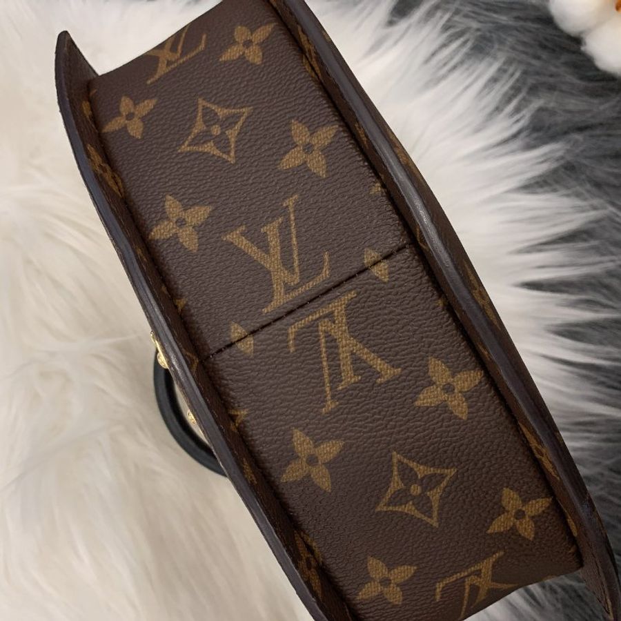 Louis Vuitton LV 字紋雙拼色TILSITT 扇形包/二用包/斜背包/手提包-6