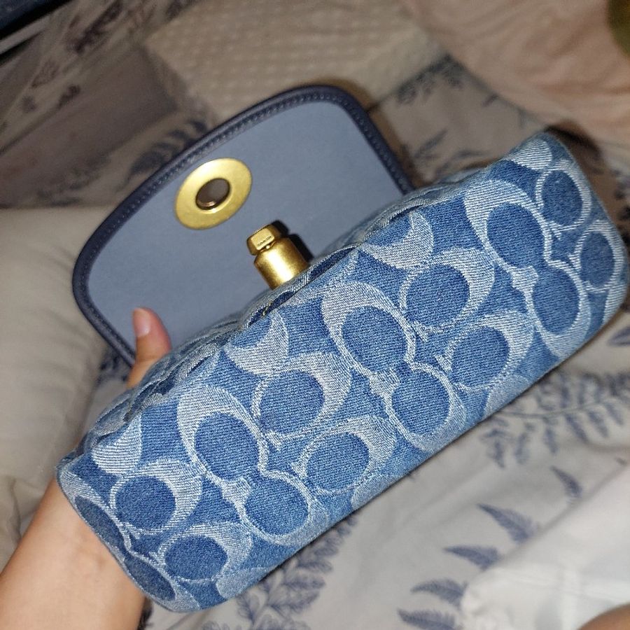 coach 香布蕾 牛仔布 經典 老花 包包 精品 專櫃 正品 側背 肩背 斜揹-8