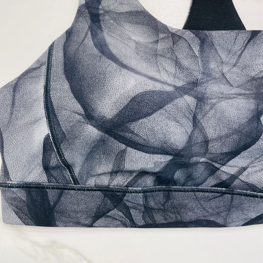 瑜伽老師出清🧘近全新二手正品lululemon黑白漸層款8號/瑜珈上衣/運動/健身/購買隨機贈瑜珈褲(看圖看內文)-3