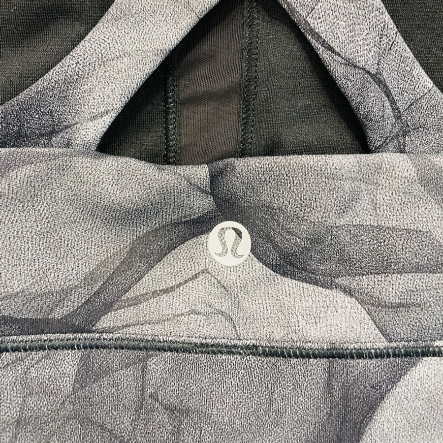 瑜伽老師出清🧘近全新二手正品lululemon黑白漸層款8號/瑜珈上衣/運動/健身/購買隨機贈瑜珈褲(看圖看內文)-8