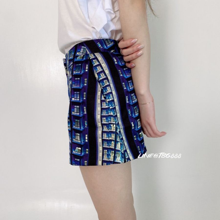 MARY KATRANZOU 大樓印花100%桑蠶絲材質短褲-1