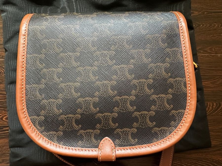 Celine TRIOMPHE Folco bag 斜/肩背 經典老花馬鞍包191502-1
