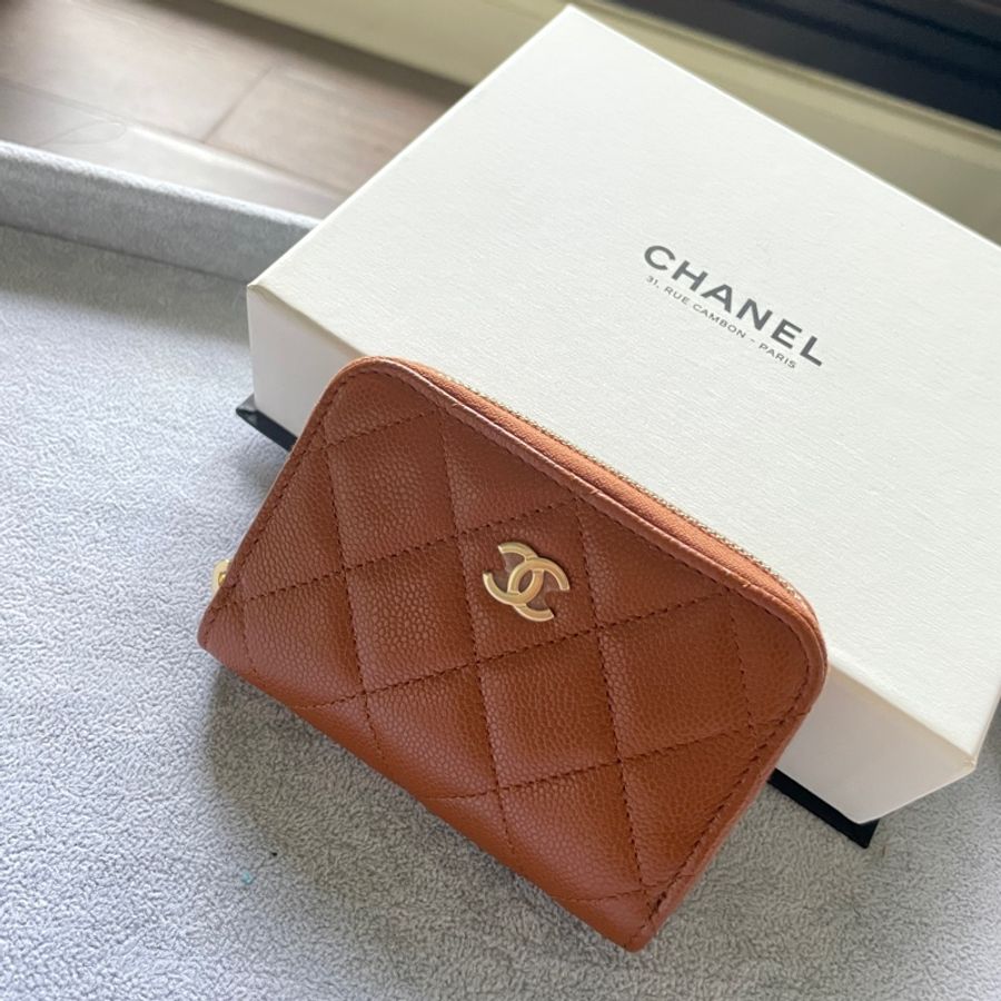 已出售 全新 Chanel 芯片款 現貨 香奈兒 白盒子 焦糖棕 短夾 經典 淡金扣 零錢包 菱格紋 康朋總店購入 美拉德 全新未拆封-0