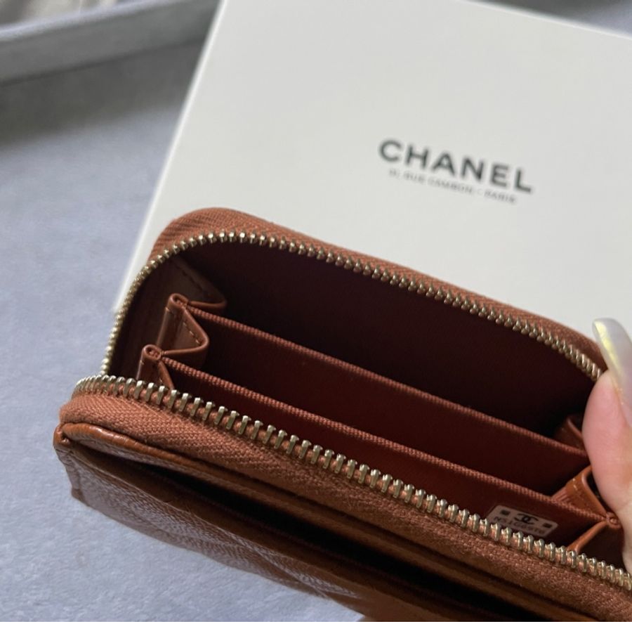 已出售 全新 Chanel 芯片款 現貨 香奈兒 白盒子 焦糖棕 短夾 經典 淡金扣 零錢包 菱格紋 康朋總店購入 美拉德 全新未拆封-5