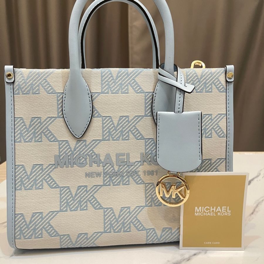 ✨Michael Kors ✨滿版緹花MK織紋背帶兩用白包(天空藍小款)-13