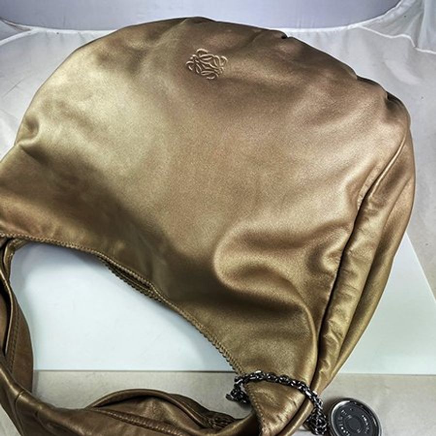 LOEWE古銅金色NAPA小羊皮肩背包-3
