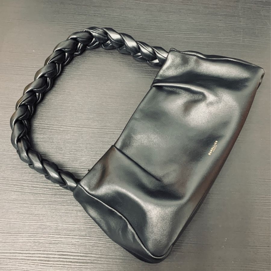 英國凱特王妃御用品牌DeMellier Genova Bag黑色 肩背雲朵包-2