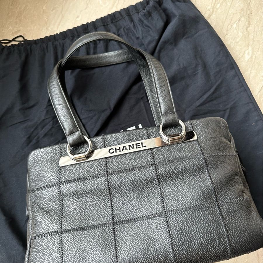 Chanel黑色Trendy LOGO銀牌冰塊包 99新 台灣專櫃購入 手提/肩背兩用包-7