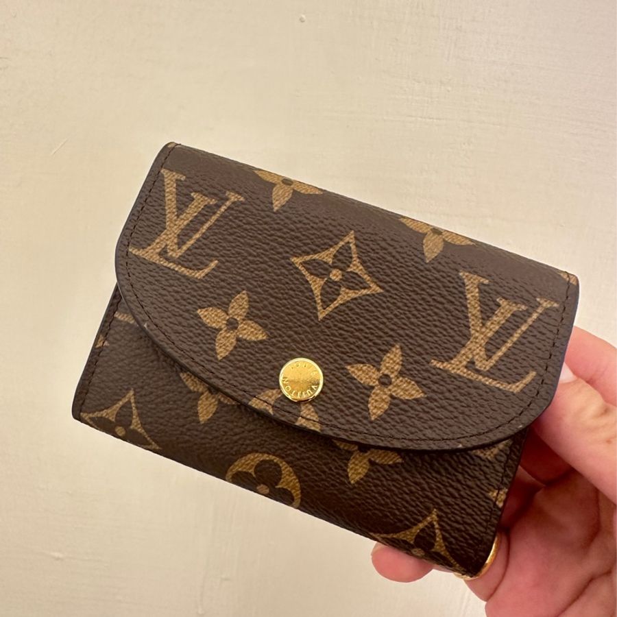 LV 花紋內粉釦式卡片零錢包-7