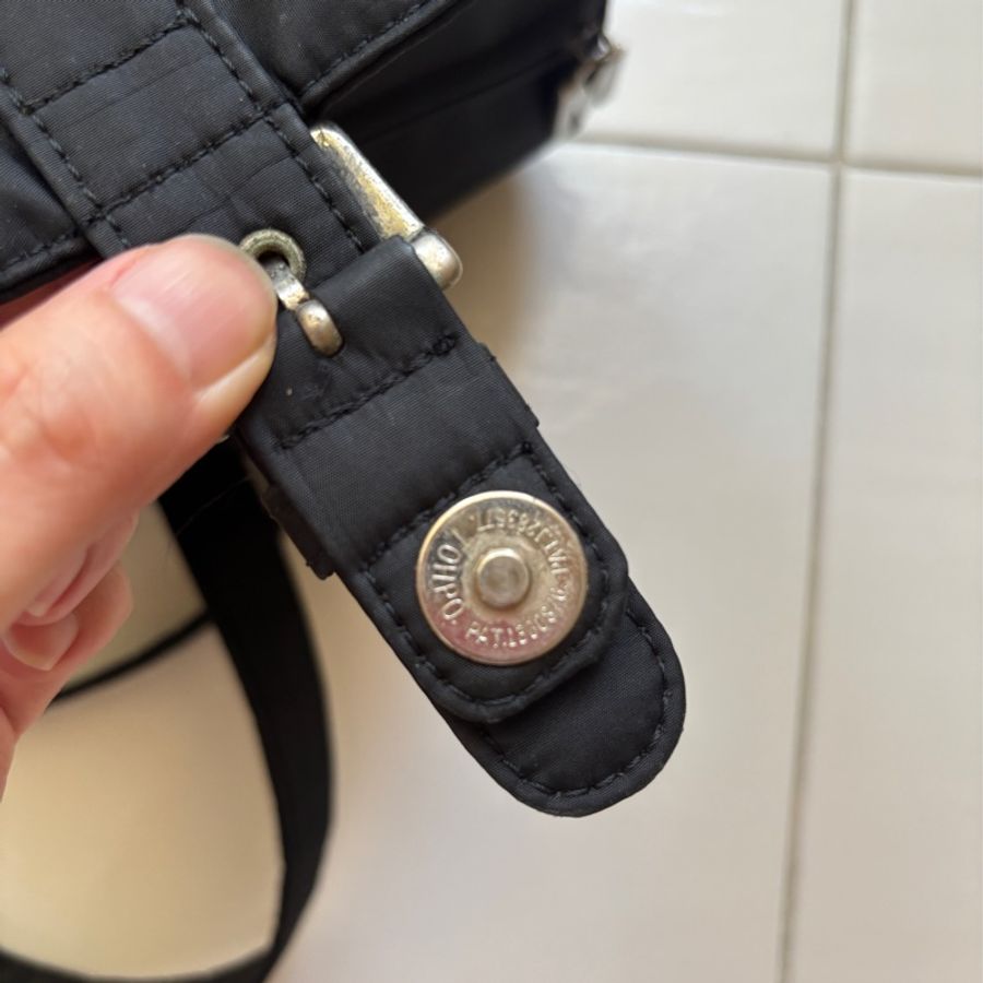 Vintage Moschino 黑色後肩包 (不議價)-13