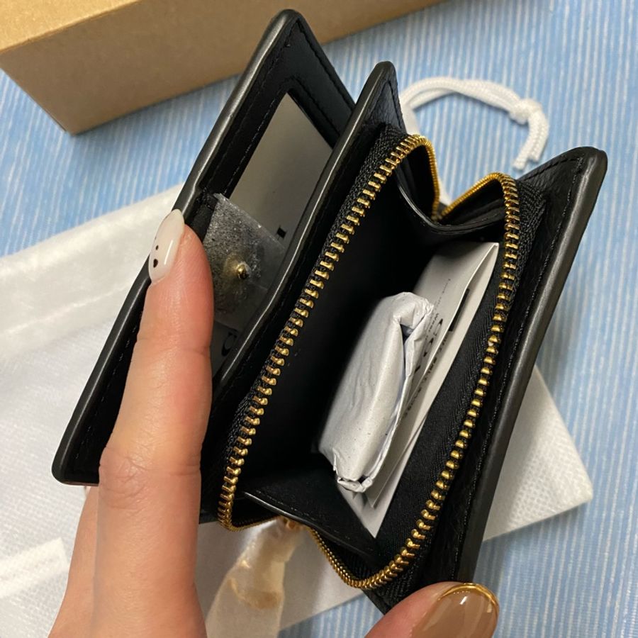 正品 coach 黑色 牛皮 對開 拉鍊C logo 短夾-11