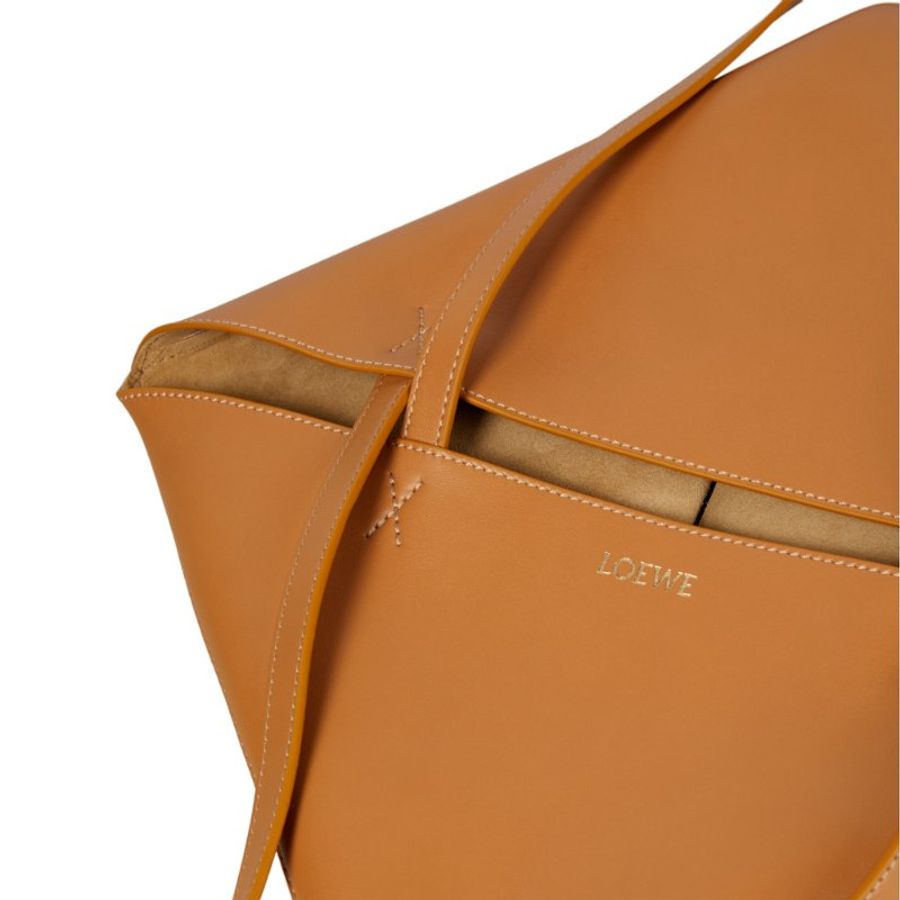 【LOEWE 羅威】Puzzle Fold Tote 中款 亮面牛皮 折疊 托特包 暖沙色-3