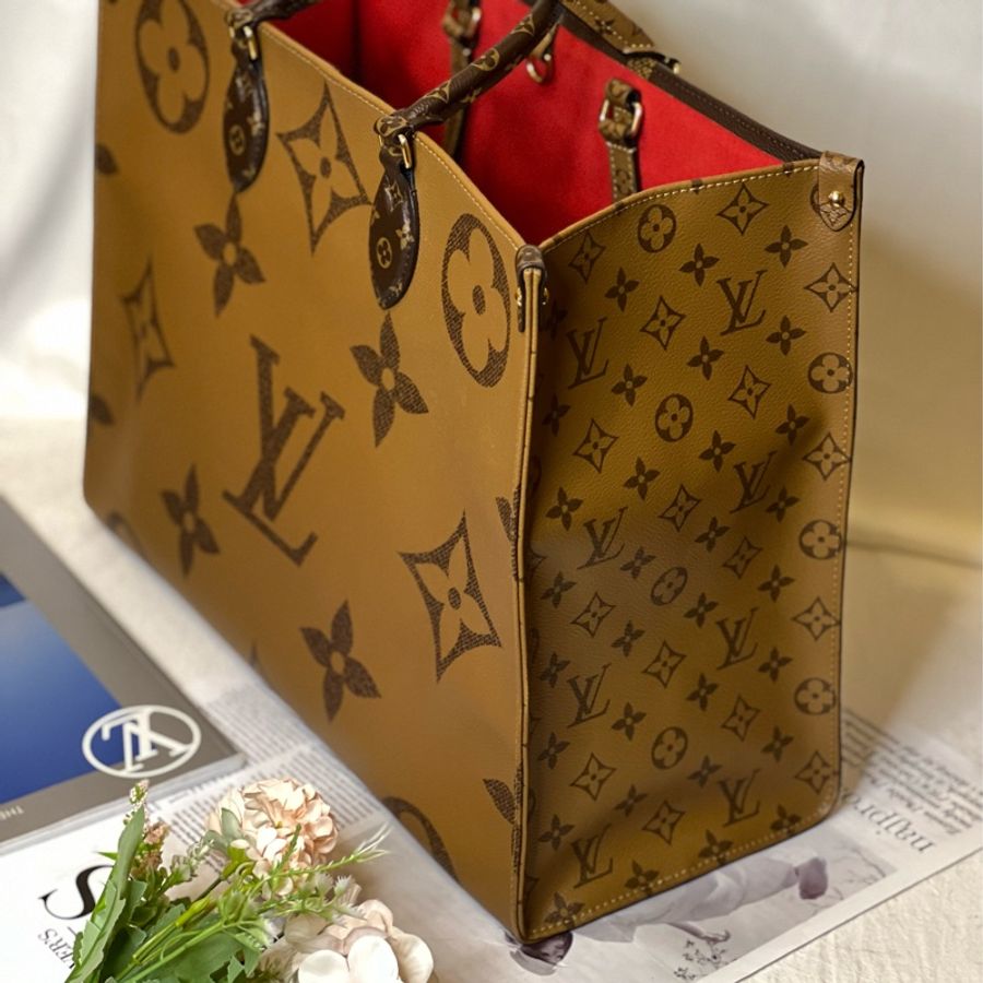 LV 老花字紋on the go 手提肩背 購物二用包 GM-4