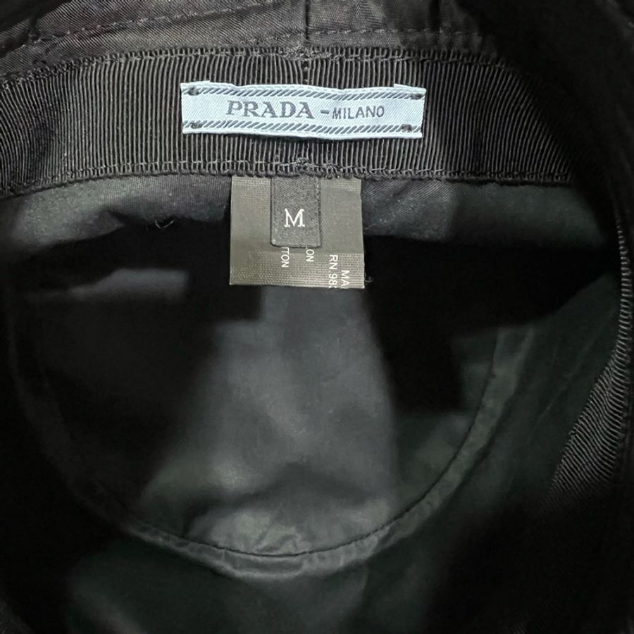 近新 盒裝 PRADA 經典黑色 尼龍漁夫帽 M號 黃金尺寸-4